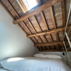 https://entire-attic-house-gio-gio.hotelinveneto.com